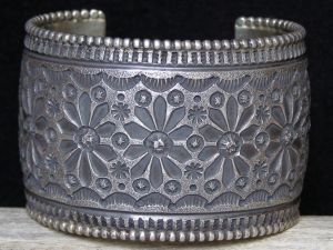 Ben Jimenez Deep-Stamped Oxidized Sterling Bracelet size 6 3/4"